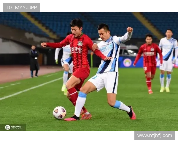 伊沃比称丘库埃泽为丘库魔法赞其场上场下活力四射